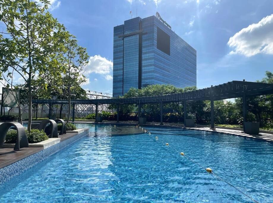 Apartment Spacious 2br San Lorenzo Place 4km Airport